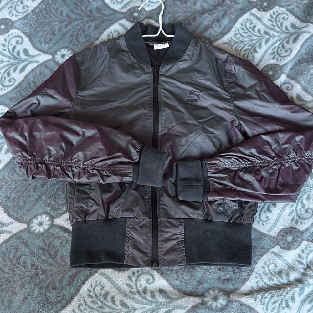 Used S, iridescent Puma jacket